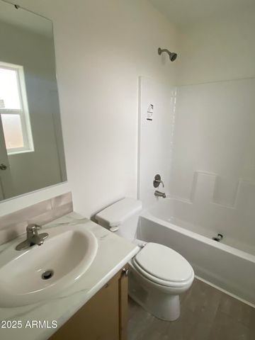 215 W VENICE Way, Paulden, AZ 86334