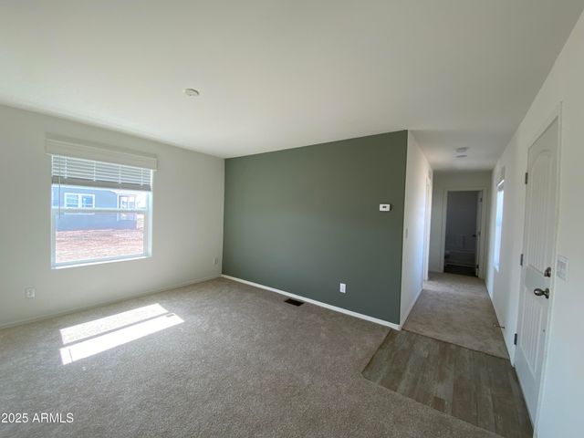 215 W VENICE Way, Paulden, AZ 86334