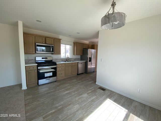 215 W VENICE Way, Paulden, AZ 86334