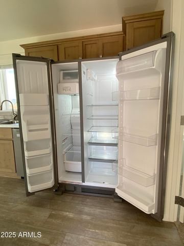 215 W VENICE Way, Paulden, AZ 86334