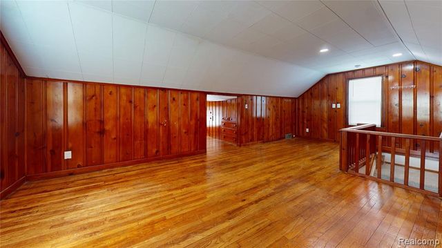 21456 Syracuse Avenue, Warren, MI 48091