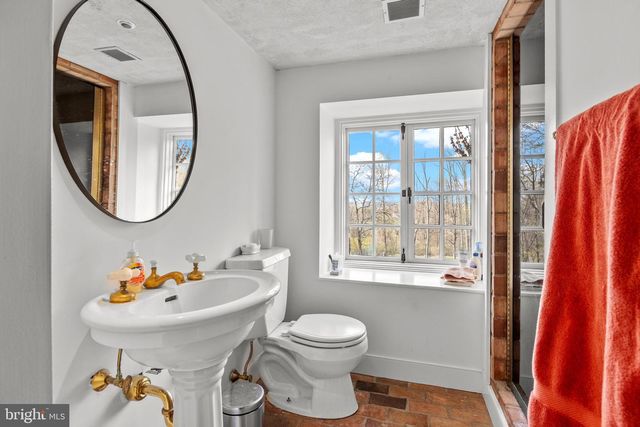 6068 STONEY HILL ROAD, New Hope, PA 18938
