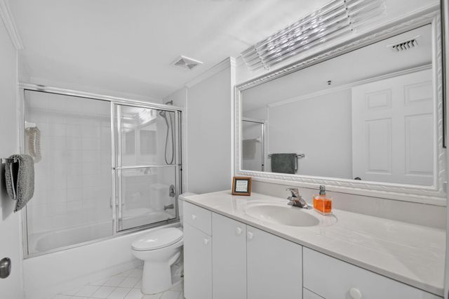12547 Imperial Isle Drive 303, Boynton Beach, FL 33437