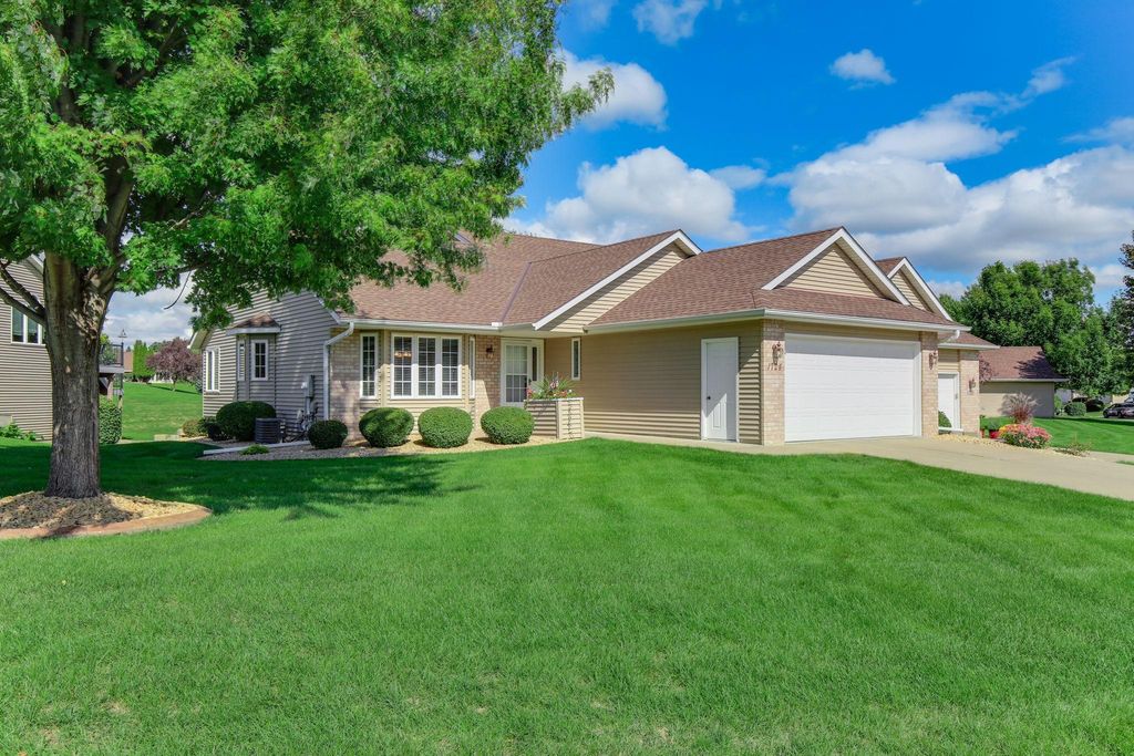 1724 Carleton Drive, Hastings, MN 55033 — photo 2
