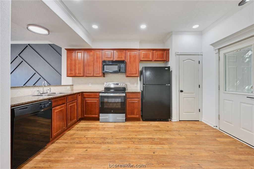 1000 Spring Loop 1202, College Station, TX 77840 — photo 5