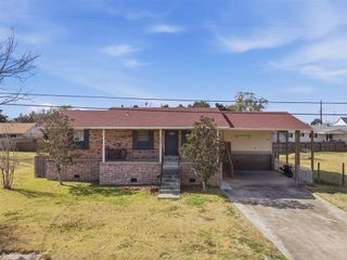4326 Pleasant Drive, Lake Charles, LA 70605