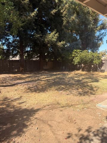 8252 Sunbird Way, Sacramento, CA 95823