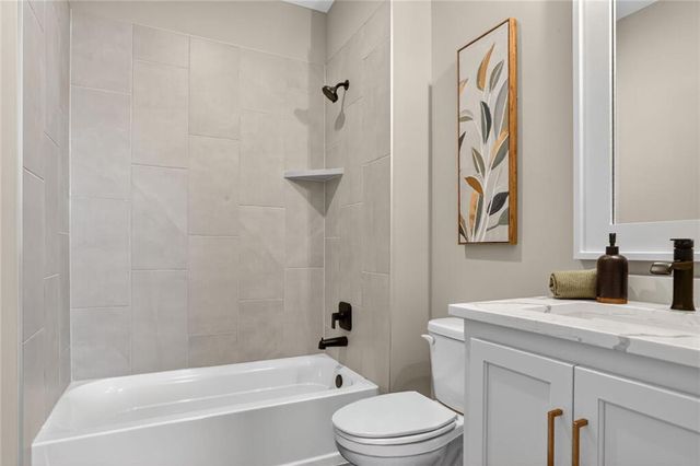 11532 S Olathe View Road, Olathe, KS 66061