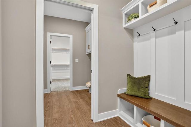 11532 S Olathe View Road, Olathe, KS 66061