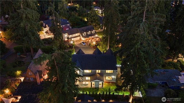10668 SE 32nd Street, Bellevue, WA 98004