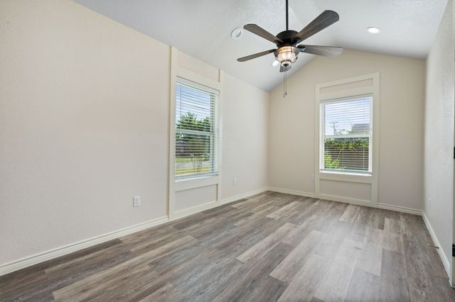 205 SW 11th Street, Mineral Wells, TX 76067