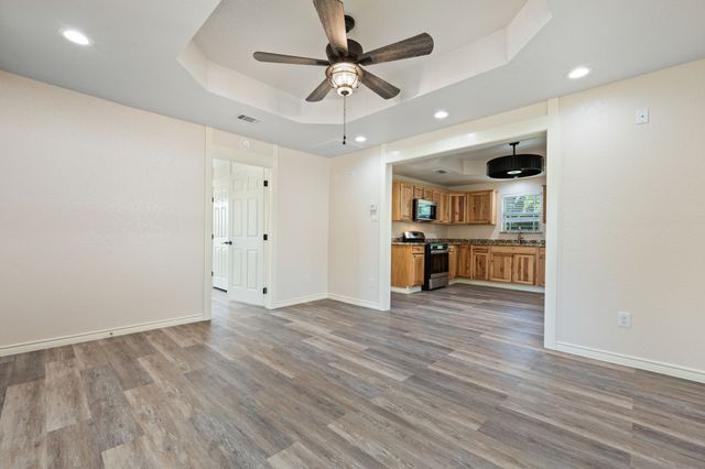 205 SW 11th Street, Mineral Wells, TX 76067