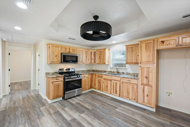 205 SW 11th Street, Mineral Wells, TX 76067