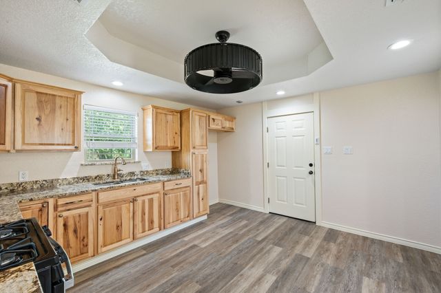 205 SW 11th Street, Mineral Wells, TX 76067