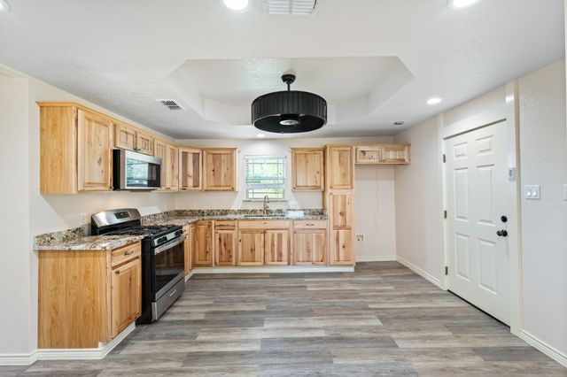 205 SW 11th Street, Mineral Wells, TX 76067