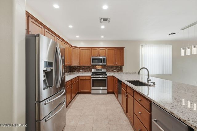 2345 E Skipping Rock Way, Oro Valley, AZ 85737