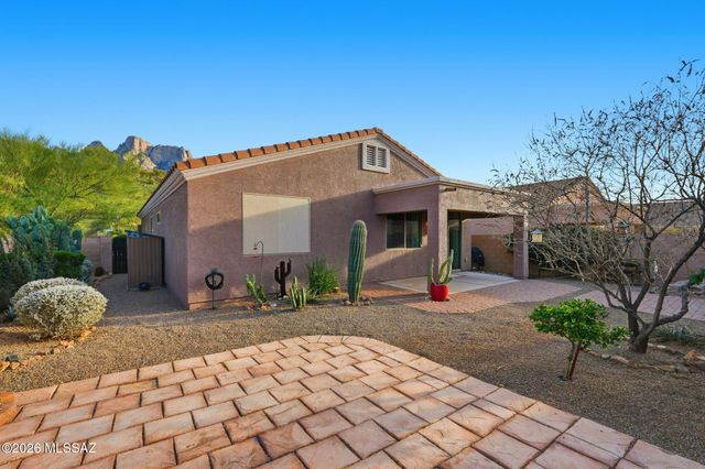 2345 E Skipping Rock Way, Oro Valley, AZ 85737