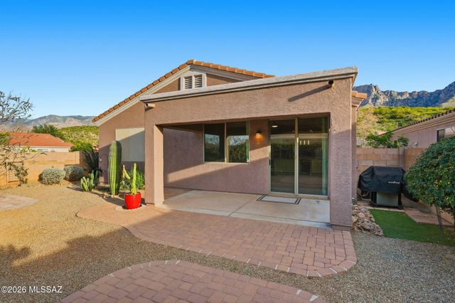 2345 E Skipping Rock Way, Oro Valley, AZ 85737