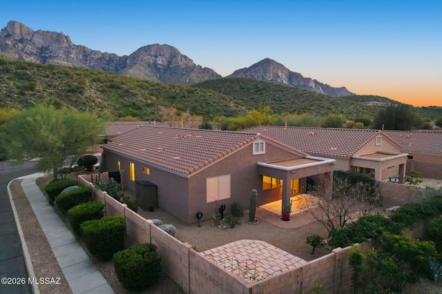 2345 E Skipping Rock Way, Oro Valley, AZ 85737