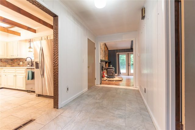 11 Paris Irons Road, Glocester, RI 02857