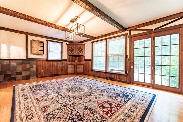 11 Paris Irons Road, Glocester, RI 02857