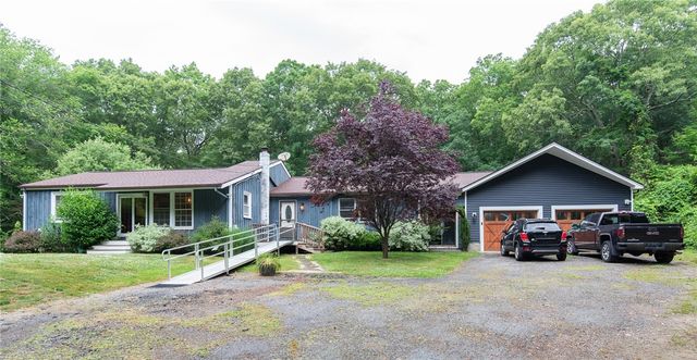 11 Paris Irons Road, Glocester, RI 02857