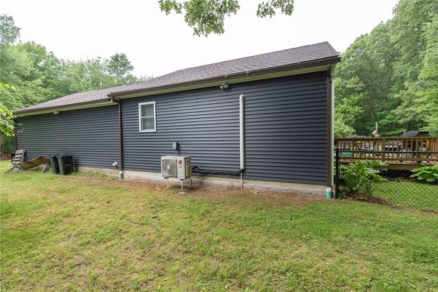 11 Paris Irons Road, Glocester, RI 02857