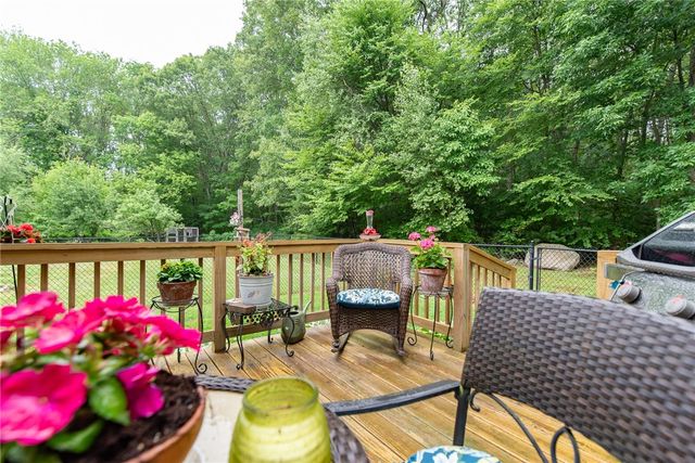 11 Paris Irons Road, Glocester, RI 02857