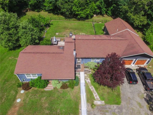 11 Paris Irons Road, Glocester, RI 02857