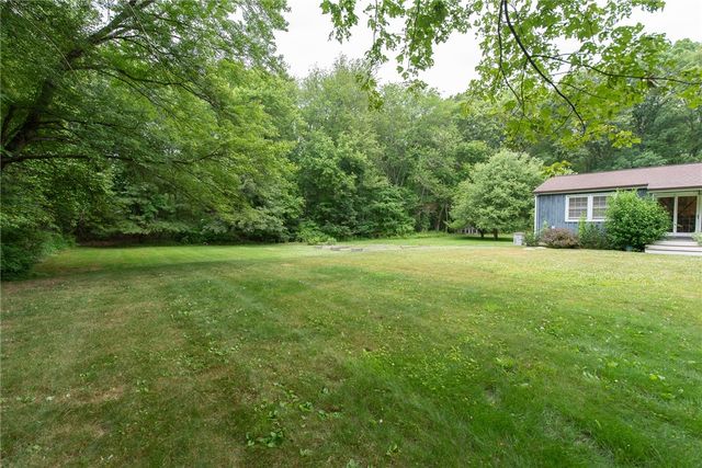 11 Paris Irons Road, Glocester, RI 02857