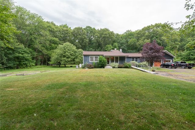 11 Paris Irons Road, Glocester, RI 02857