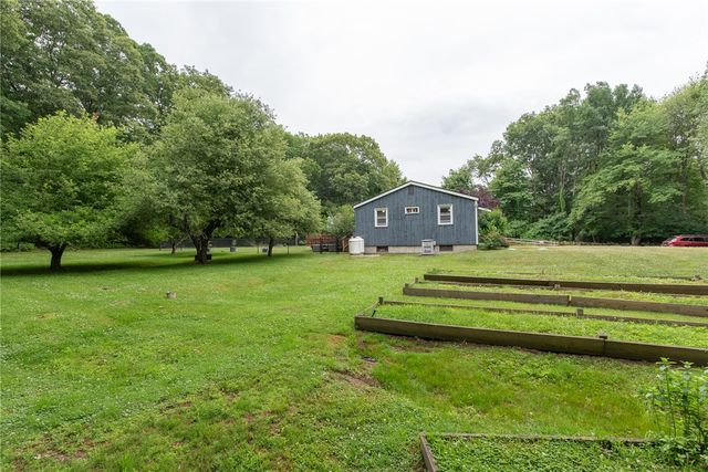 11 Paris Irons Road, Glocester, RI 02857