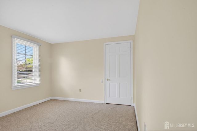 12-A Village Mall, Monroe, NJ 08831