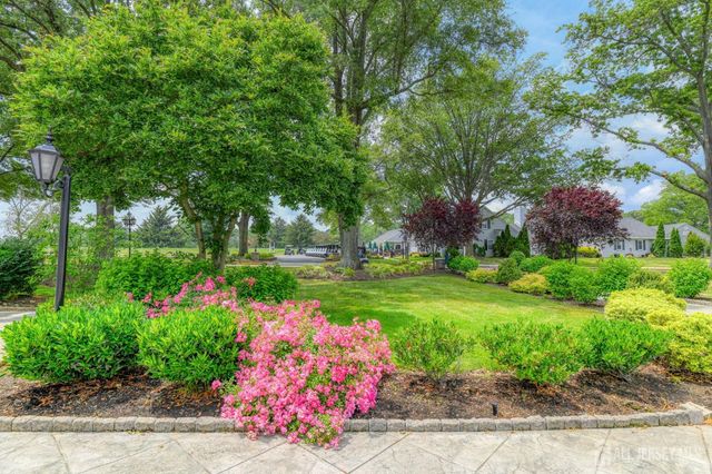 12-A Village Mall, Monroe, NJ 08831