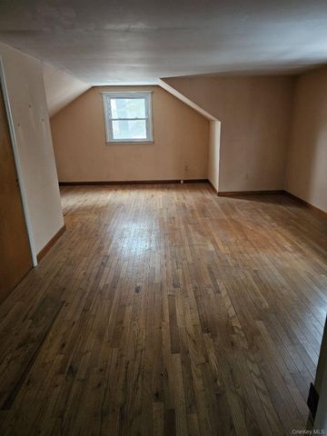 15 Scotchtown Place, Middletown, NY 10941