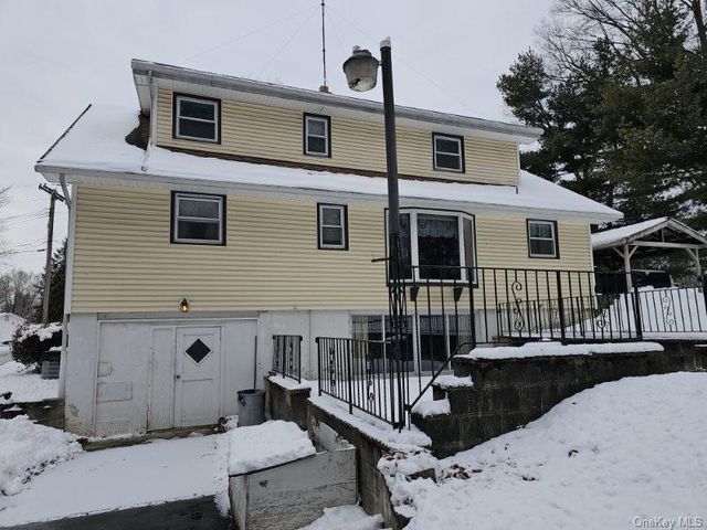 15 Scotchtown Place, Middletown, NY 10941