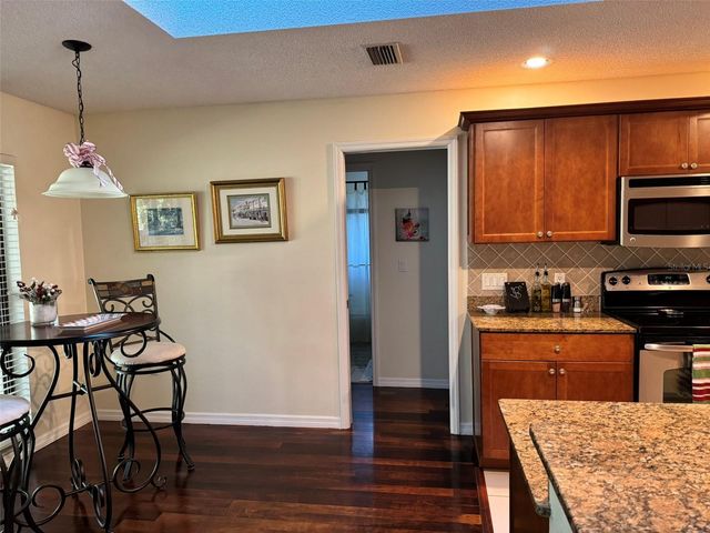 4487 TRAILS DRIVE, Sarasota, FL 34232