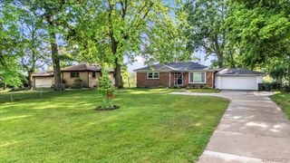 3972 Joslyn Road, Orion Charter Township, MI 48359