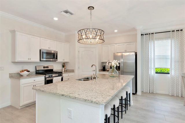 17418 BLUE RIDGE PLACE, Lakewood Ranch, FL 34211