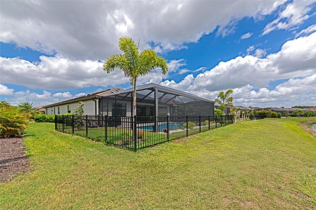 17418 BLUE RIDGE PLACE, Lakewood Ranch, FL 34211