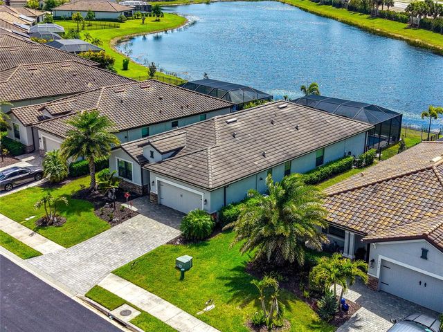 17418 BLUE RIDGE PLACE, Lakewood Ranch, FL 34211