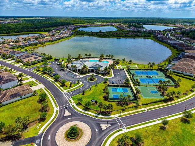 17418 BLUE RIDGE PLACE, Lakewood Ranch, FL 34211