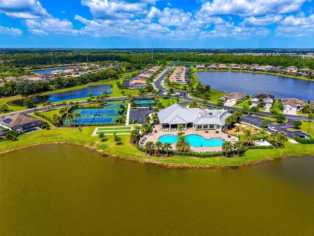 17418 BLUE RIDGE PLACE, Lakewood Ranch, FL 34211