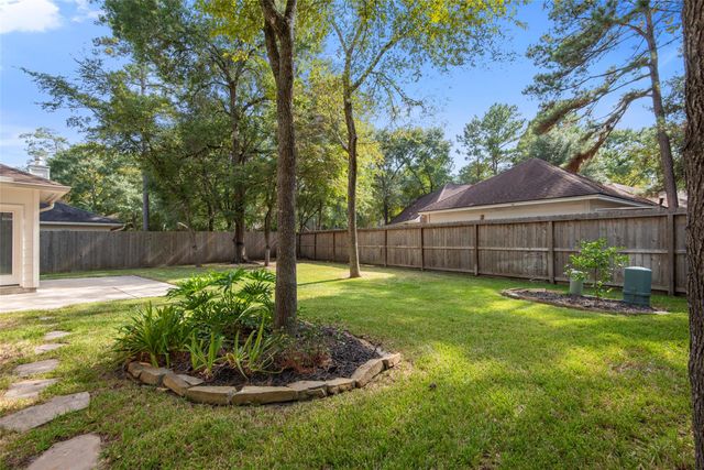 35 N York Gate Court, The Woodlands, TX 77382