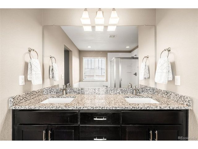 111 S Jackson Gap Way, Aurora, CO 80018