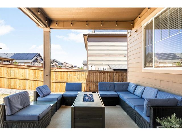 111 S Jackson Gap Way, Aurora, CO 80018