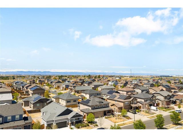 111 S Jackson Gap Way, Aurora, CO 80018