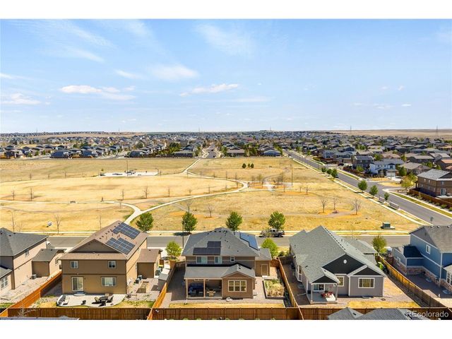 111 S Jackson Gap Way, Aurora, CO 80018