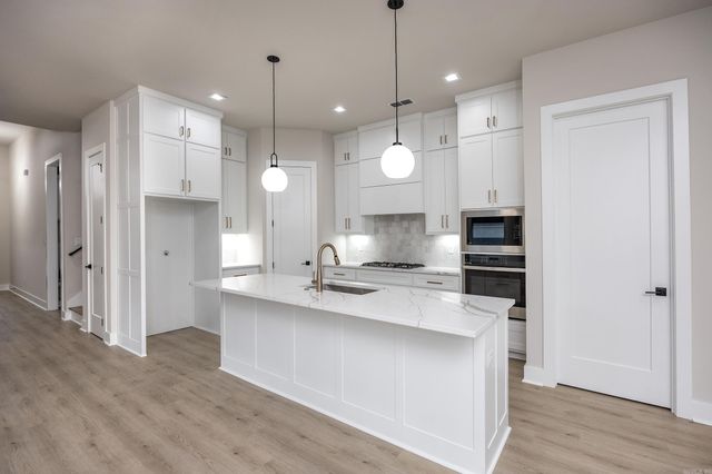 109 Kinley Loop, Little Rock, AR 72223