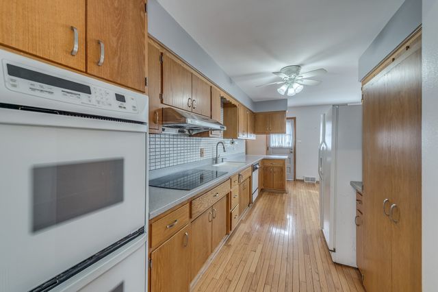 1449 Norfolk Avenue, Westchester, IL 60154